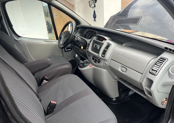 Opel Vivaro cena 29900 przebieg: 297000, rok produkcji 2007 z Zagórów małe 121